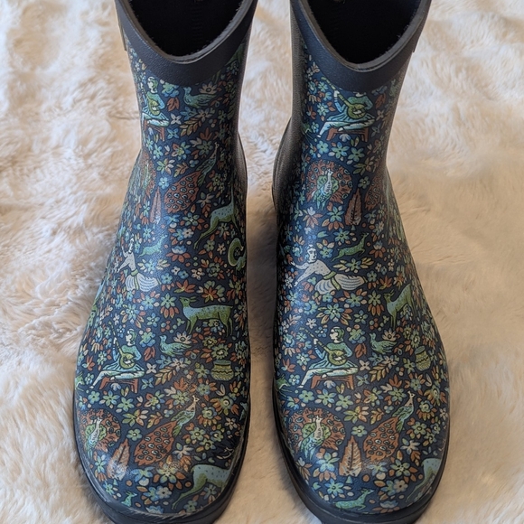 Aigle Liberty Women's Floral Rain Boots - Multicolor - Picture 3 of 9